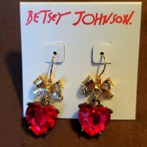 Hot pink 💗 earrings